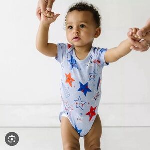 Little Sleepies Blue Stars & Stripes Short Sleeve Bamboo‎ Bodysuit NEW 12-18M